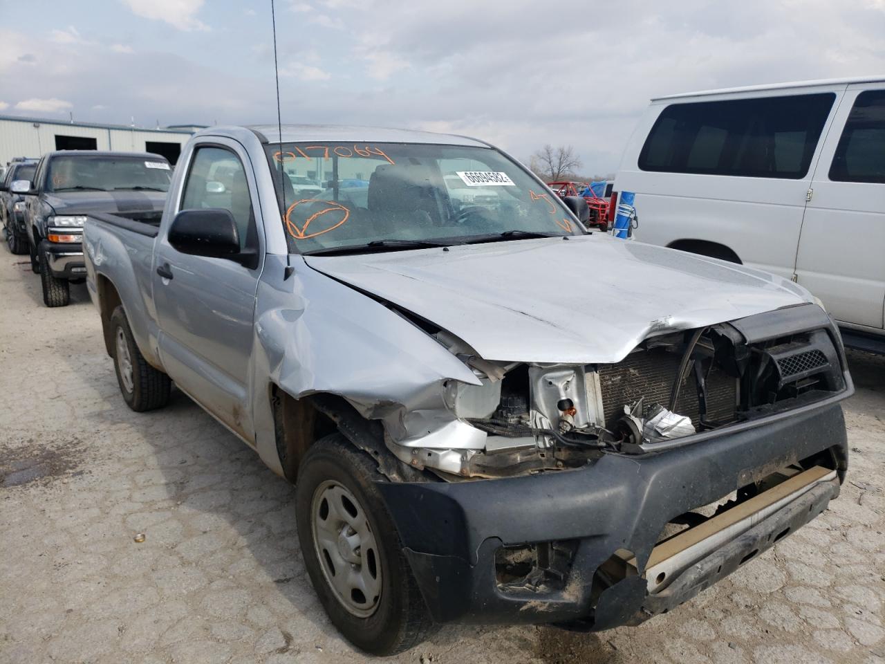 Toyota Tacoma (2013)