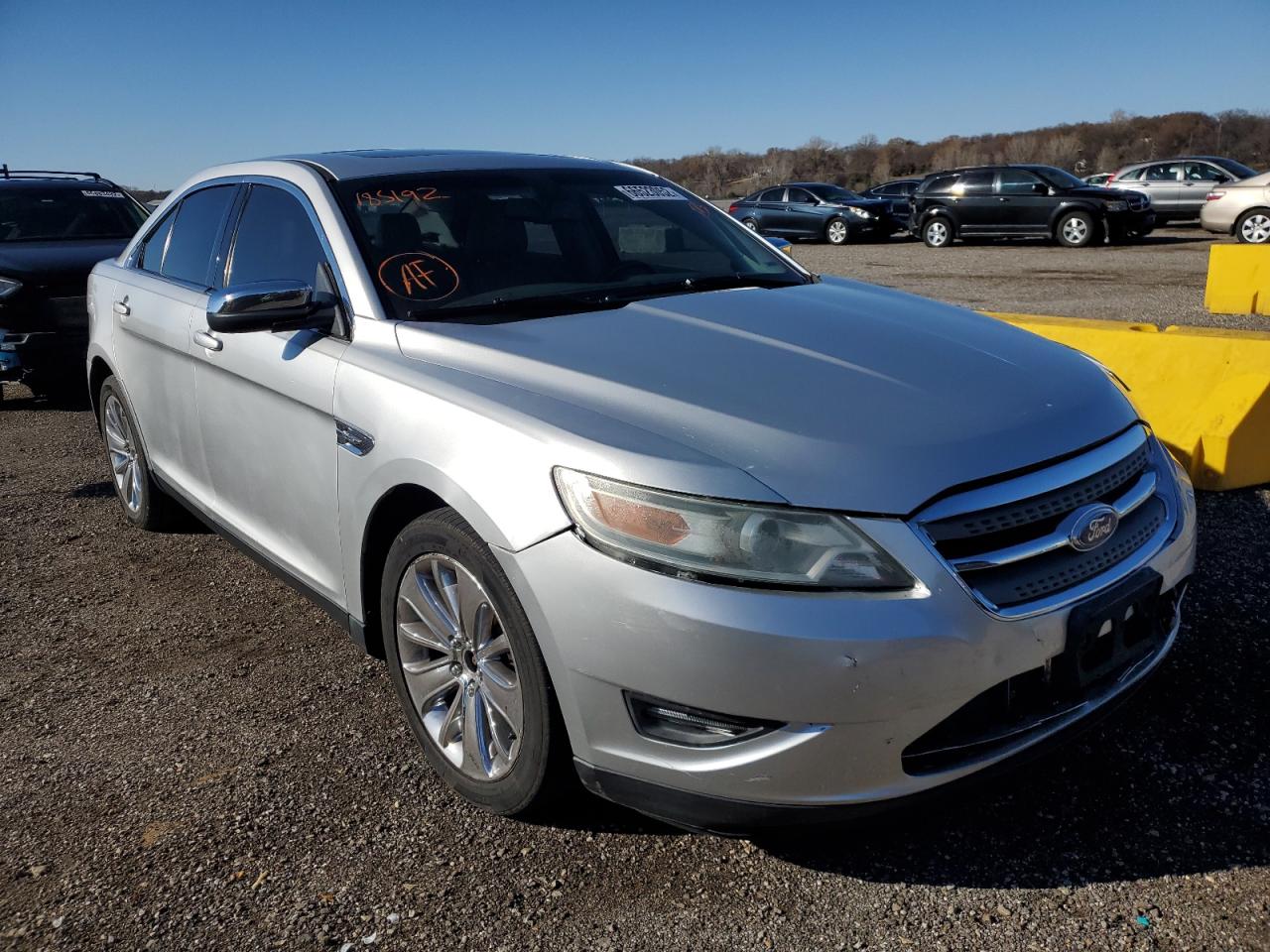 Ford Taurus lim (2011)