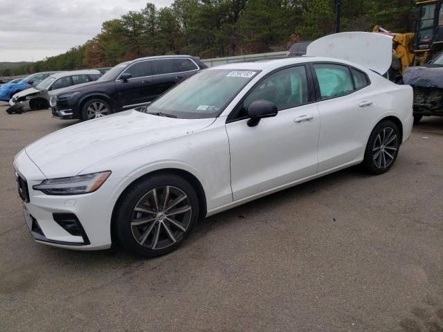 Volvo S60 b5 mom (2022)