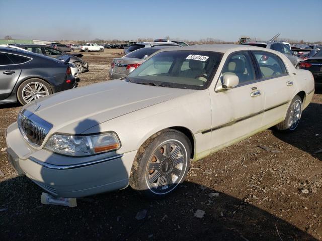 Lincoln Towncar (2010)