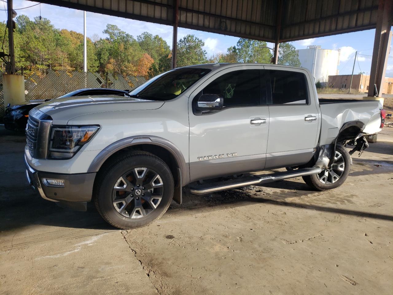 Nissan Titan sv (2020)