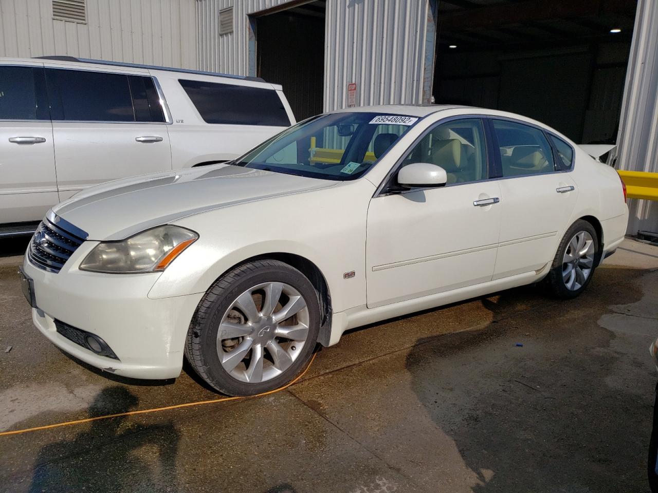 Infiniti M (2007)