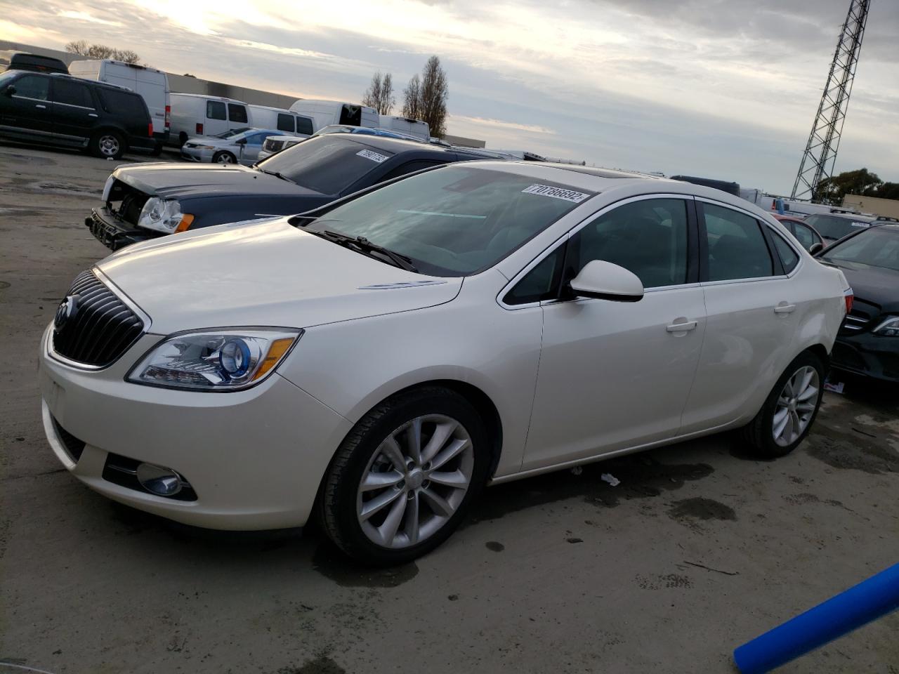 Buick Verano con (2015)