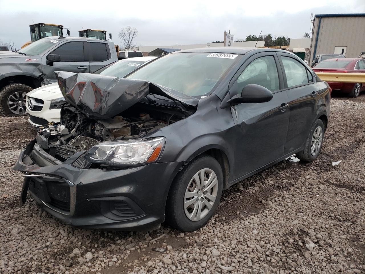 Chevrolet Sonic ls (2017)