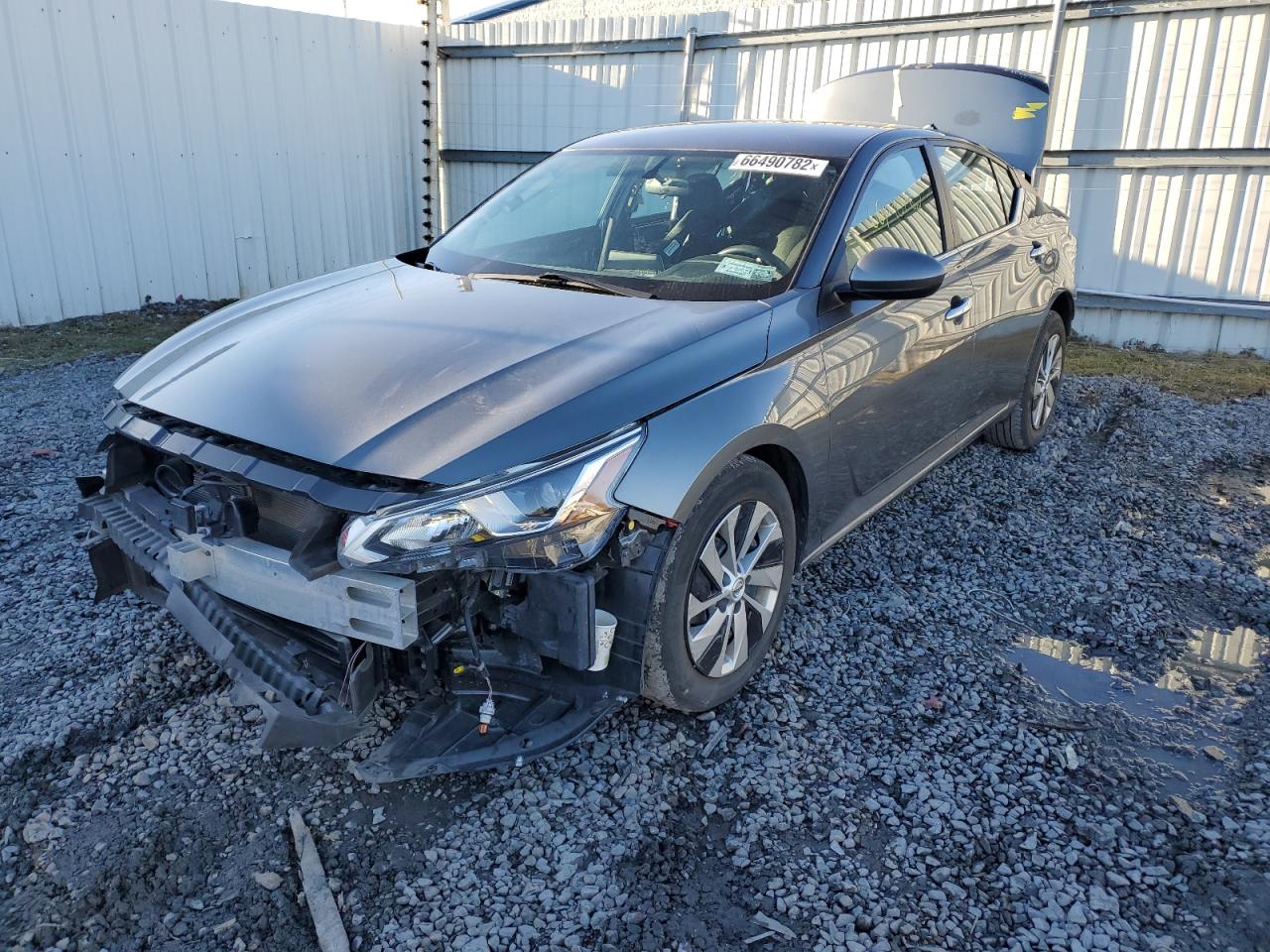 Nissan Altima s (2020)