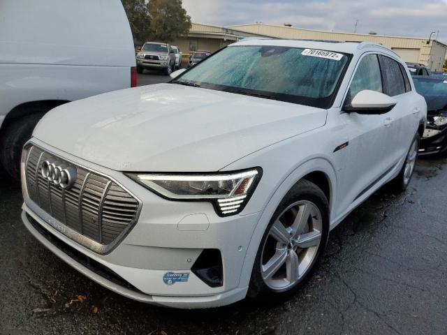 Audi E-tron pre (2019)
