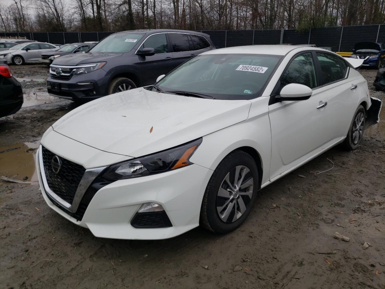 Nissan Altima s (2022)