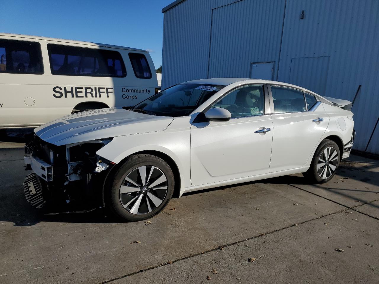 Nissan Altima sv (2022)