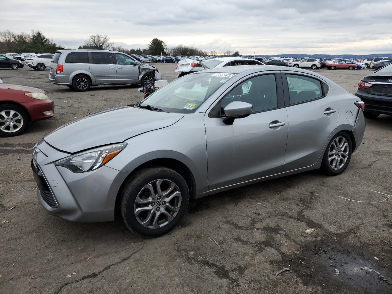 Toyota Scion ia (2016)