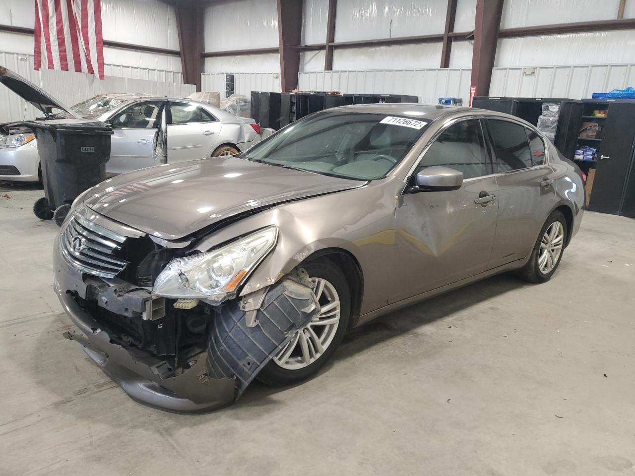 Infiniti G37 base (2012)