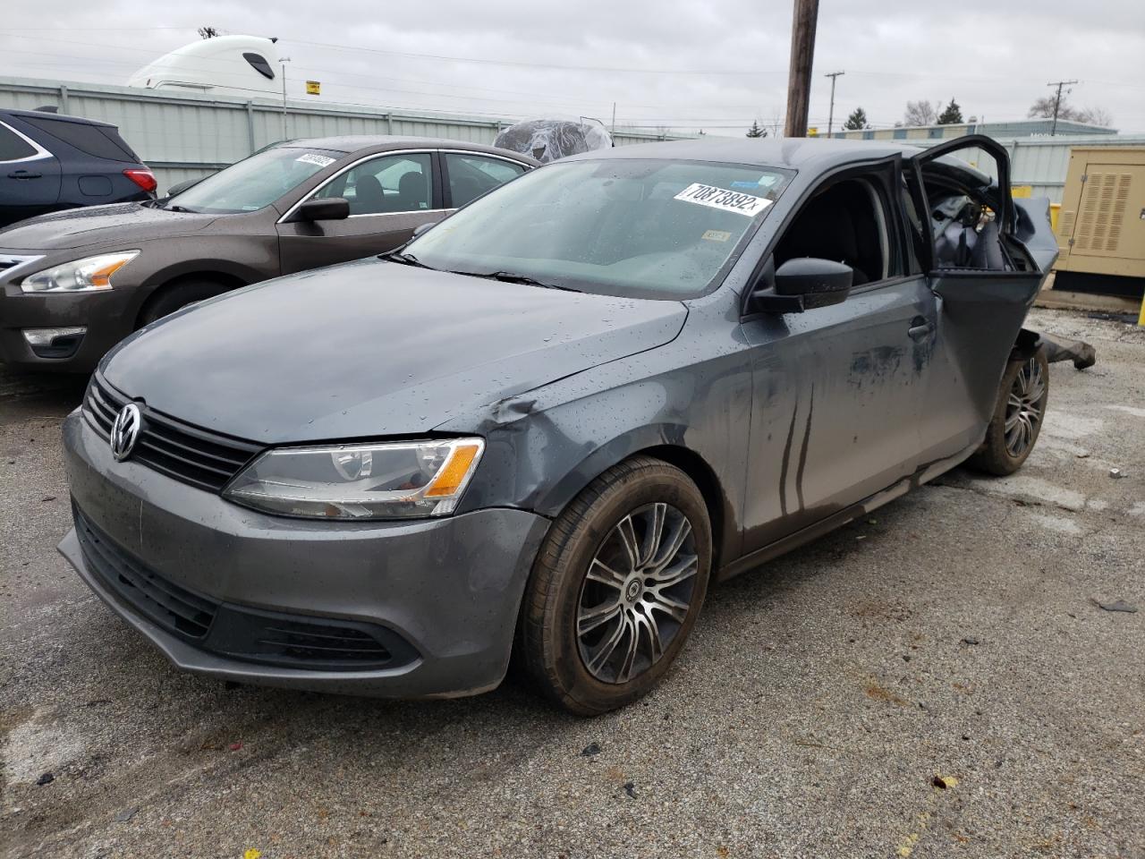 Volkswagen Jetta base (2011)