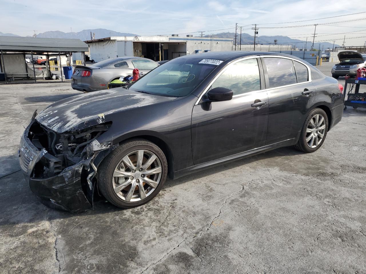 Infiniti G37 base (2011)