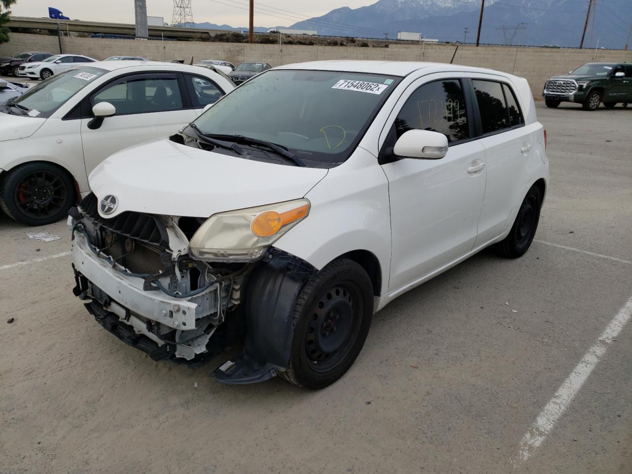 Toyota Scion xd (2012)