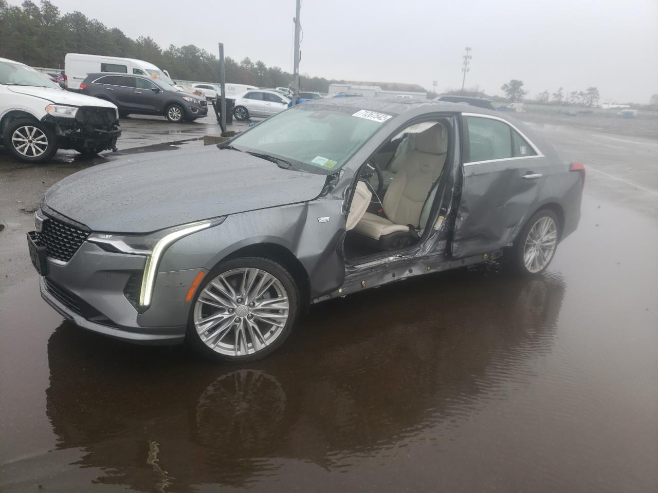 Cadillac Ct4 premiu (2020)