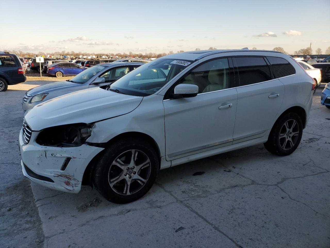 Volvo Xc60 t6 pr (2015)