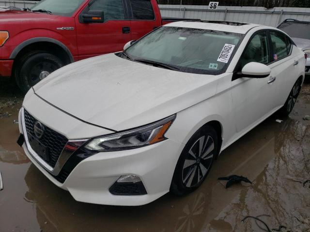 Nissan Altima sv (2021)