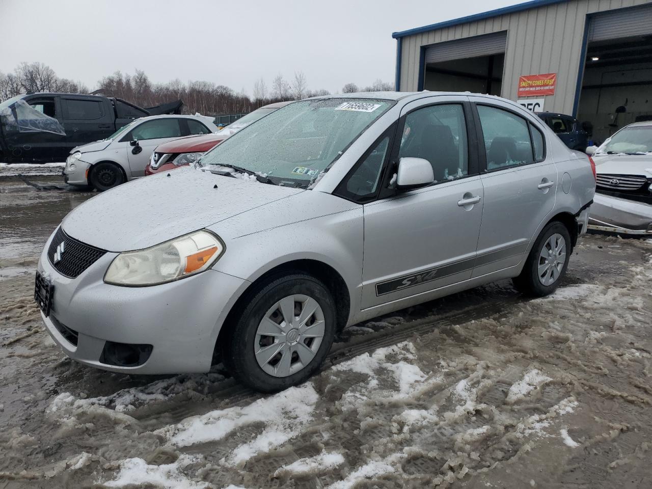 Suzuki Sx4 le (2010)