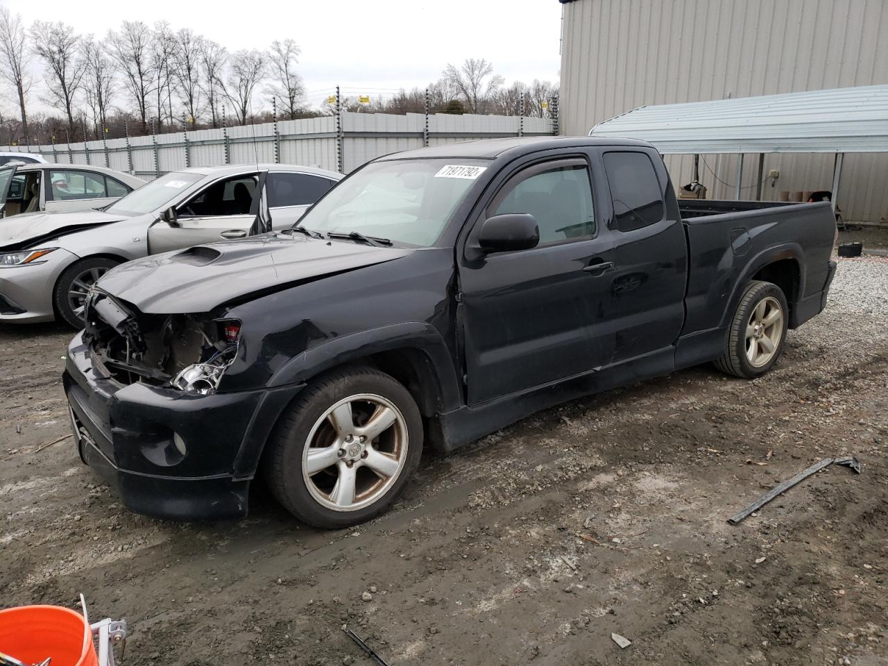 Toyota Tacoma x-r (2011)