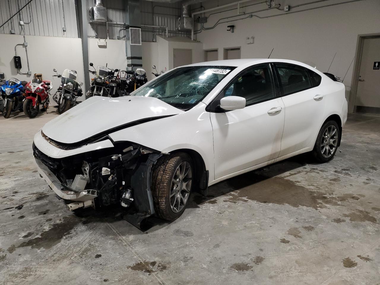 Dodge Dart sxt (2015)