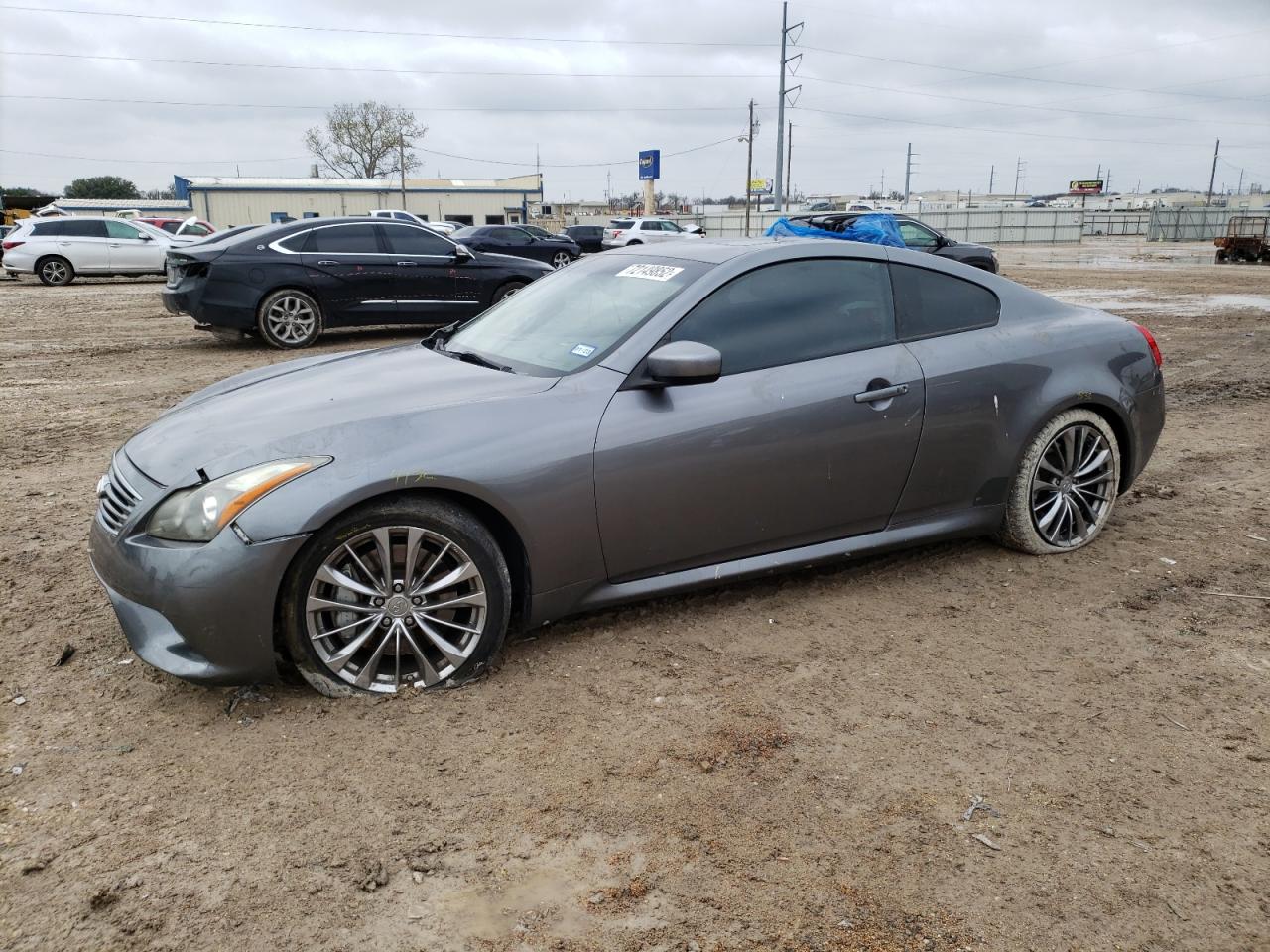 Infiniti G37 base (2011)