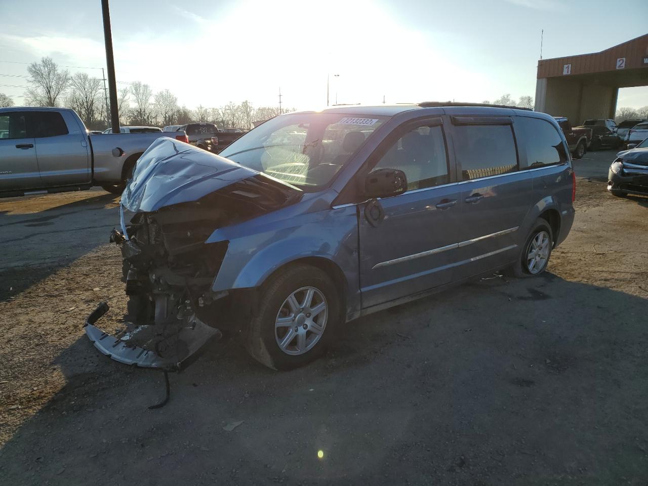 Chrysler Town and c (2011)