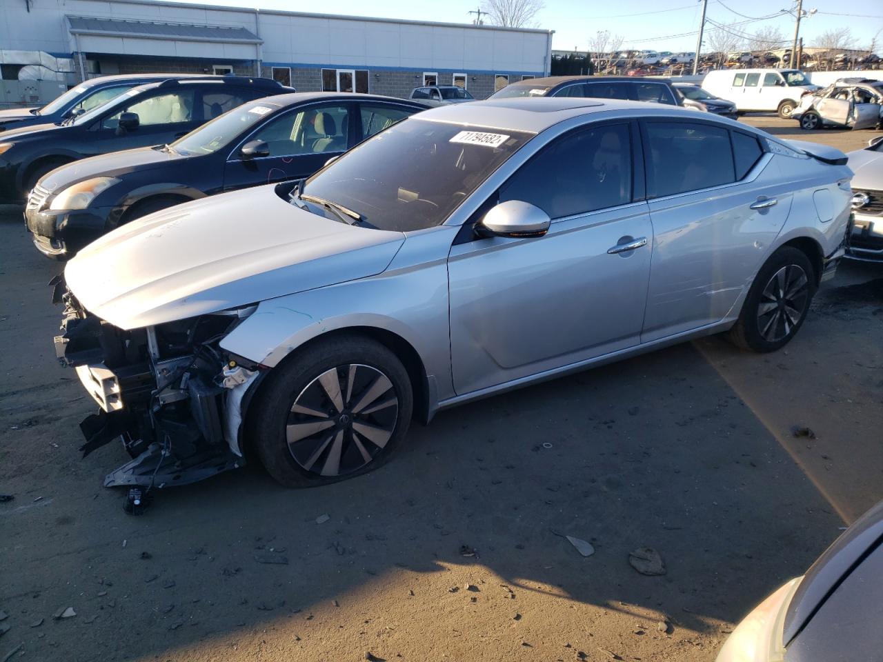 Nissan Altima sv (2020)