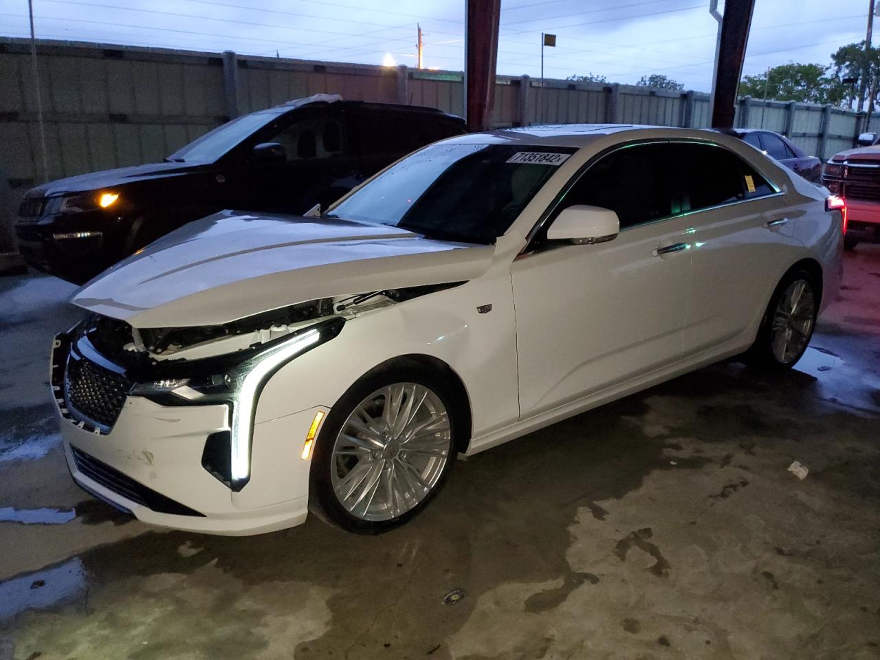 Cadillac Ct4 premiu (2020)