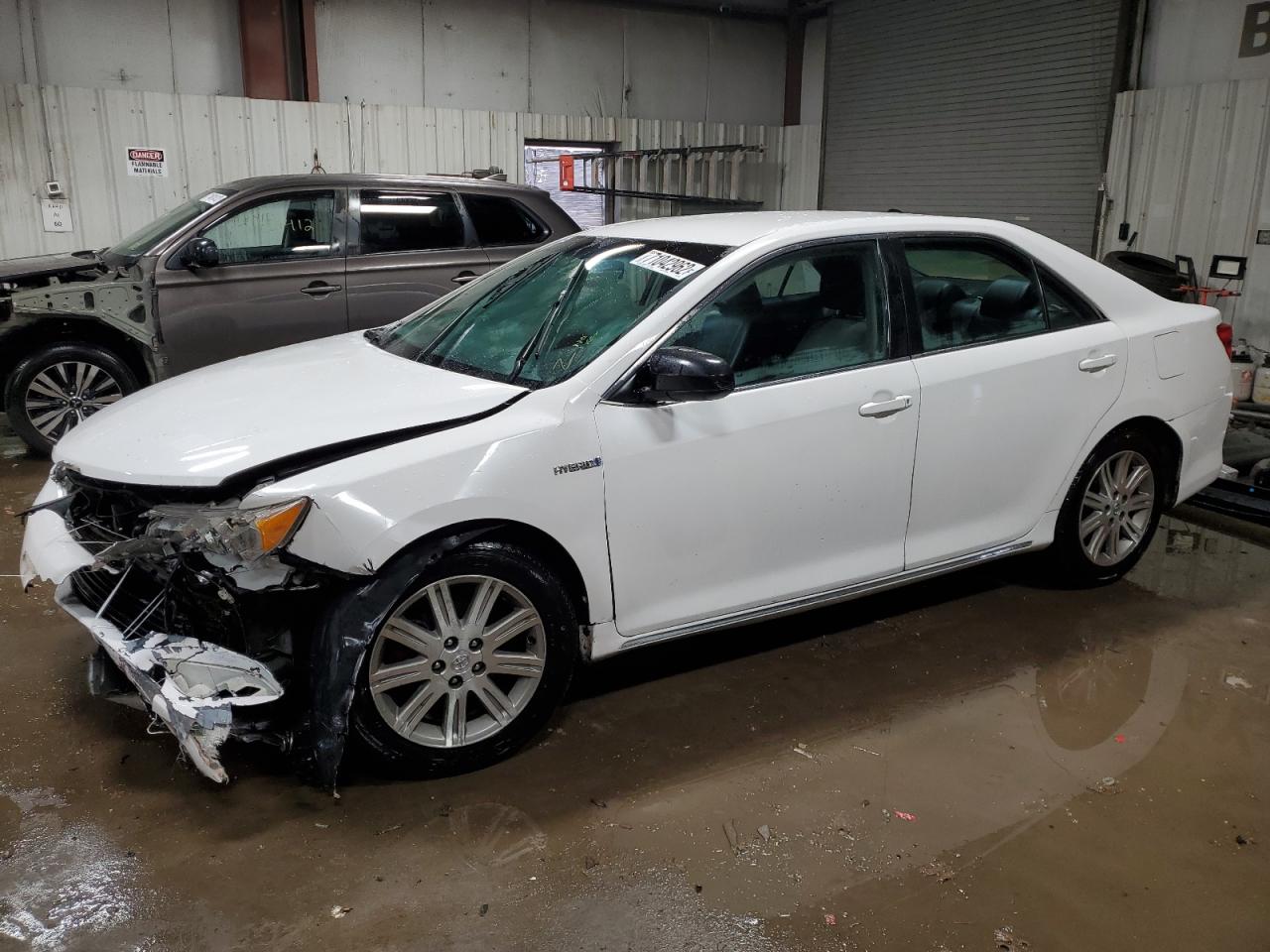 Toyota Camry hybr (2012)