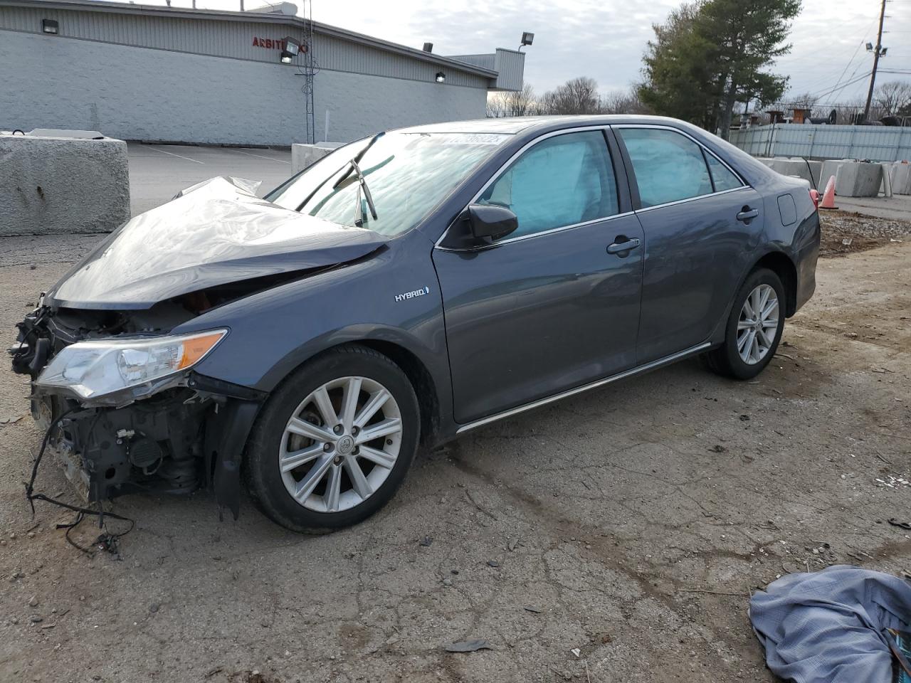 Toyota Camry hybr (2012)