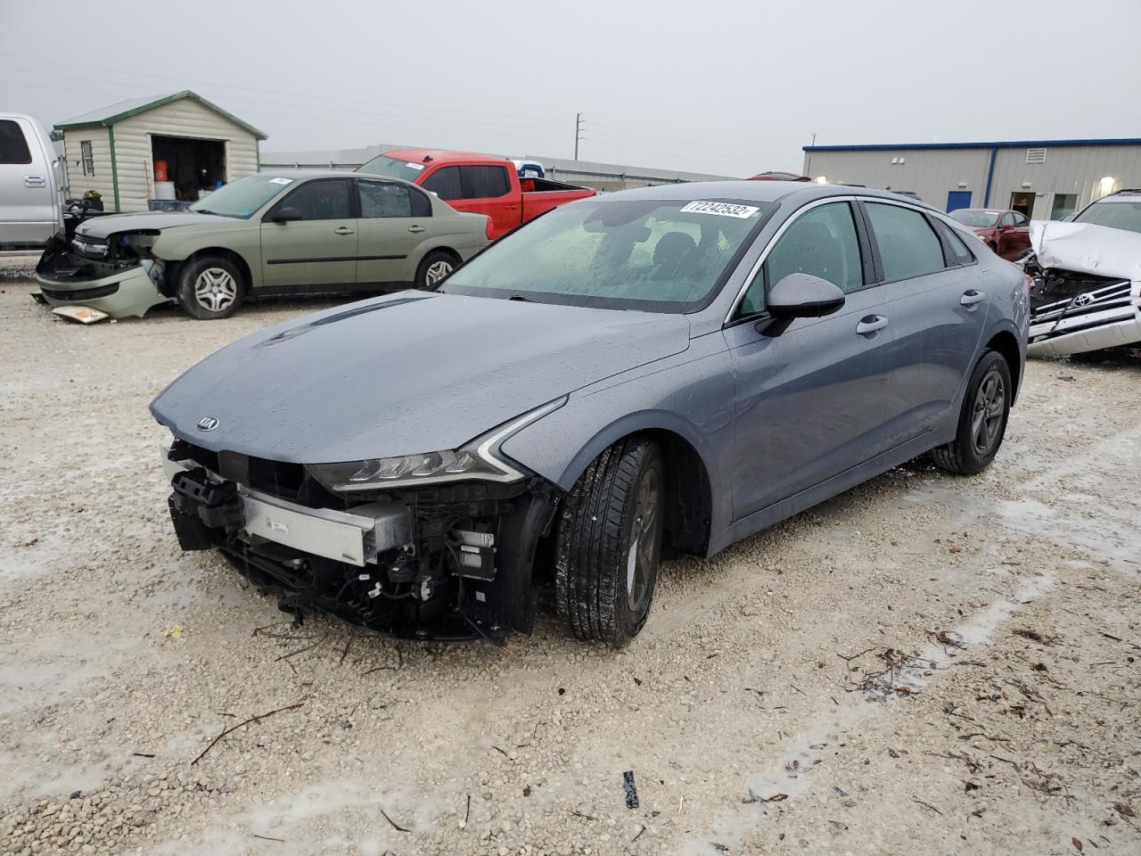 Kia K5 lx (2021)