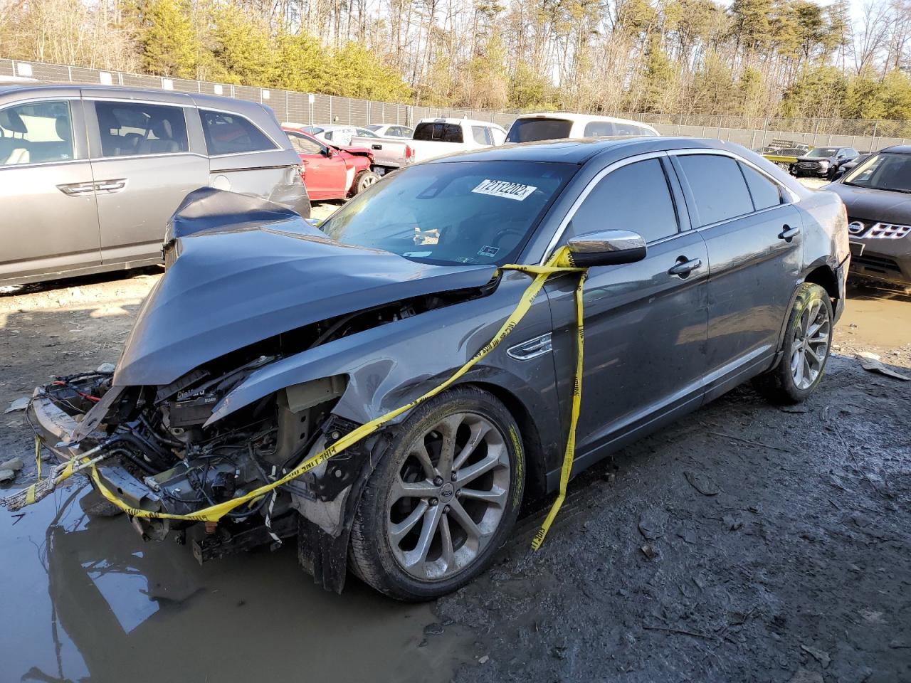 Ford Taurus lim (2016)