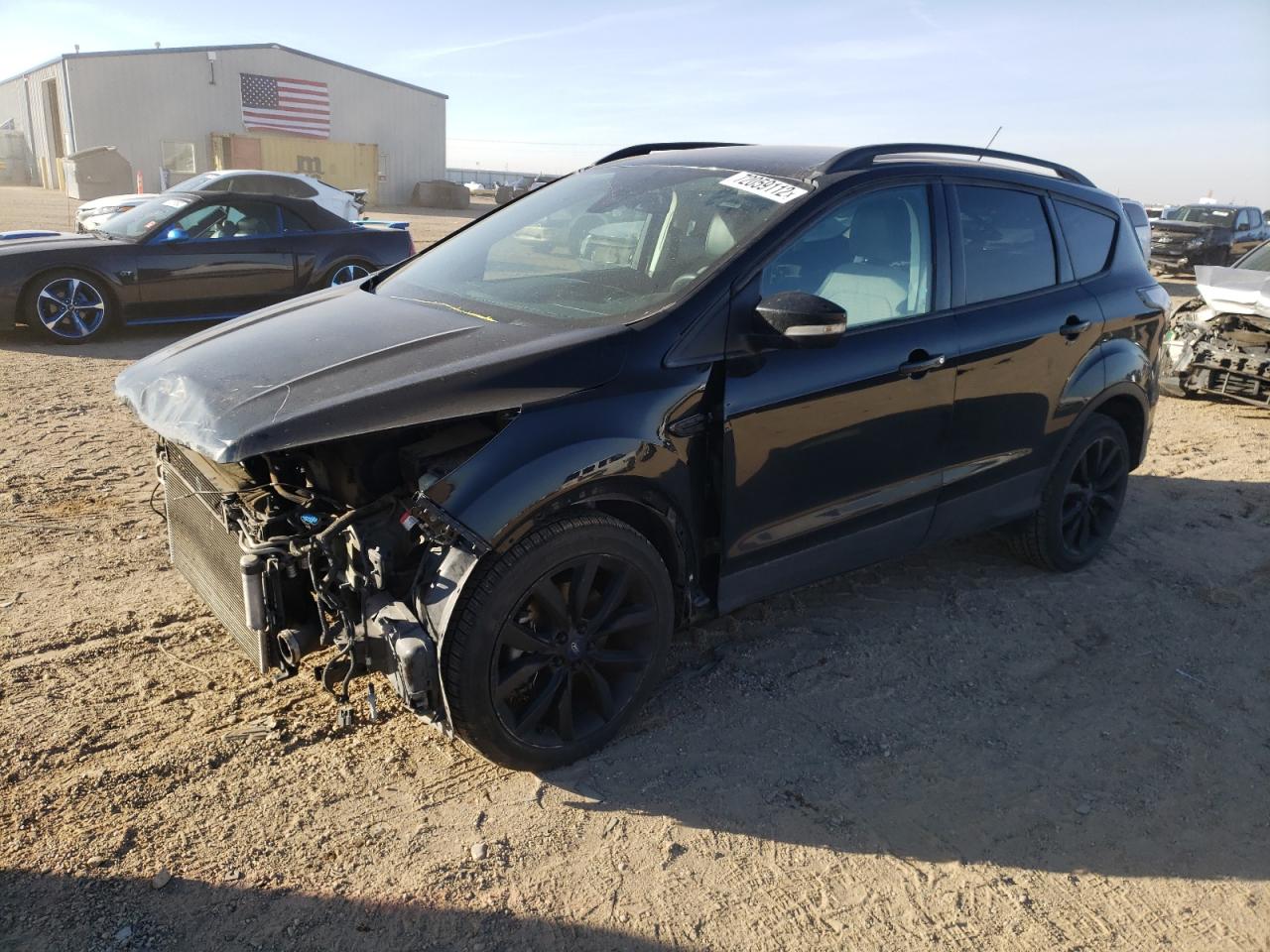 Ford Escape tit (2017)