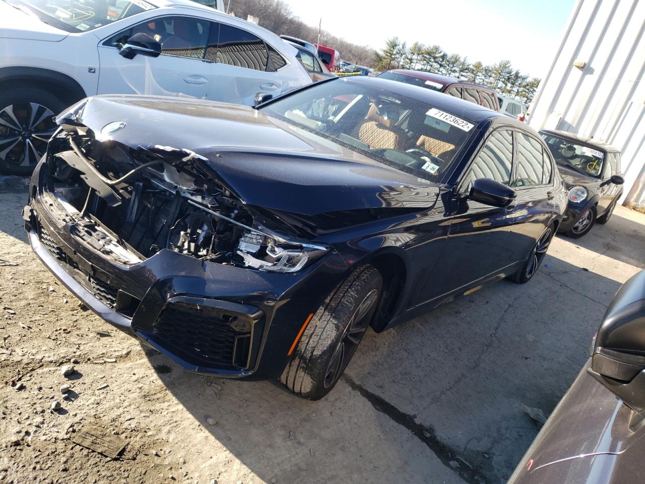 Bmw 750 xi (2021)