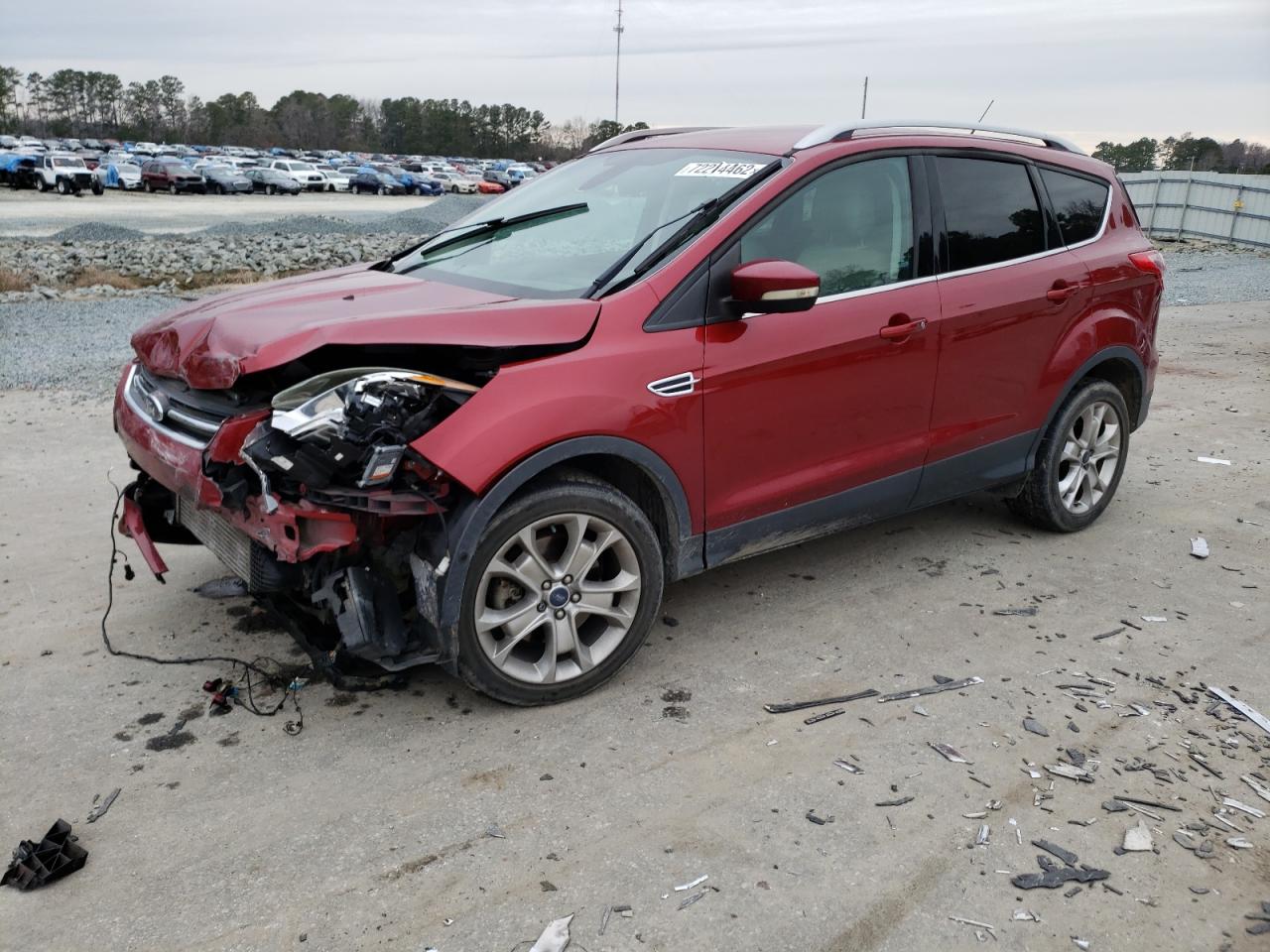 Ford Escape tit (2014)