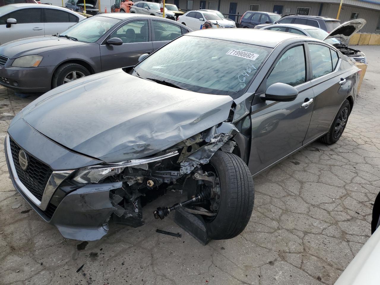 Nissan Altima s (2020)