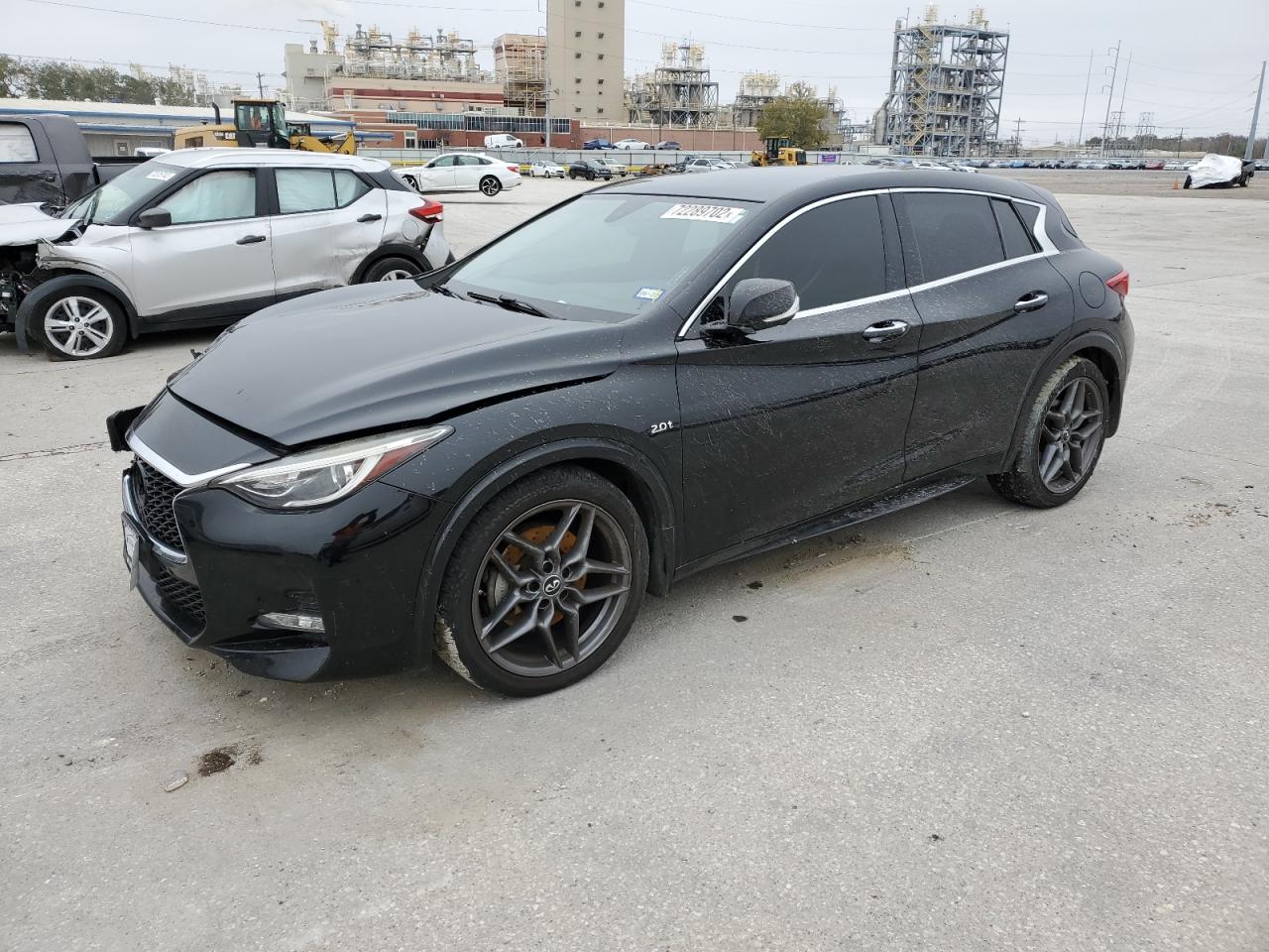 Infiniti Qx30 base (2018)