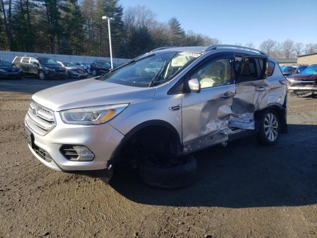 Ford Escape tit (2017)