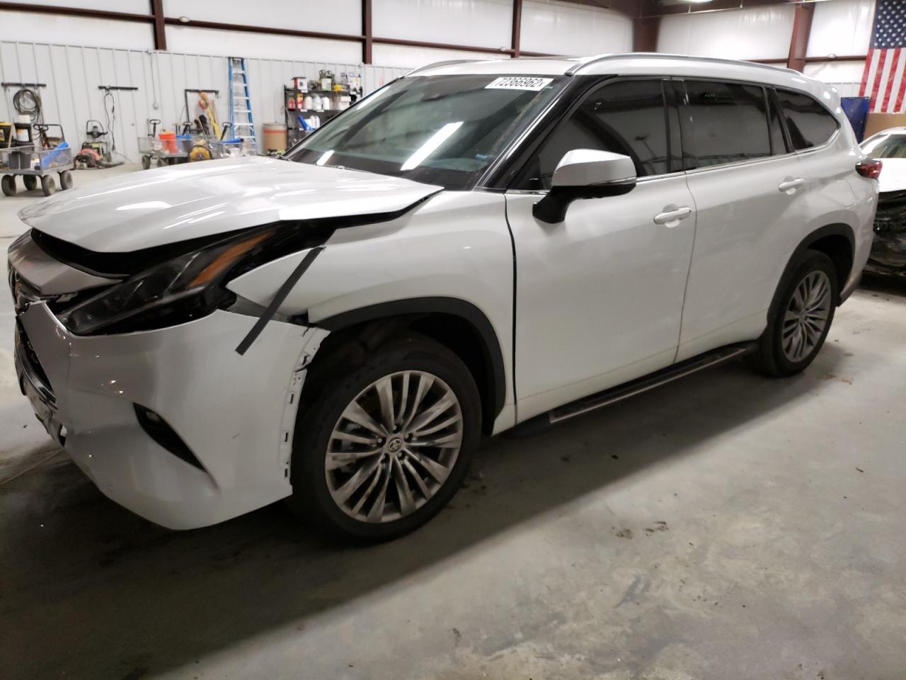 Toyota Highlander (2022)