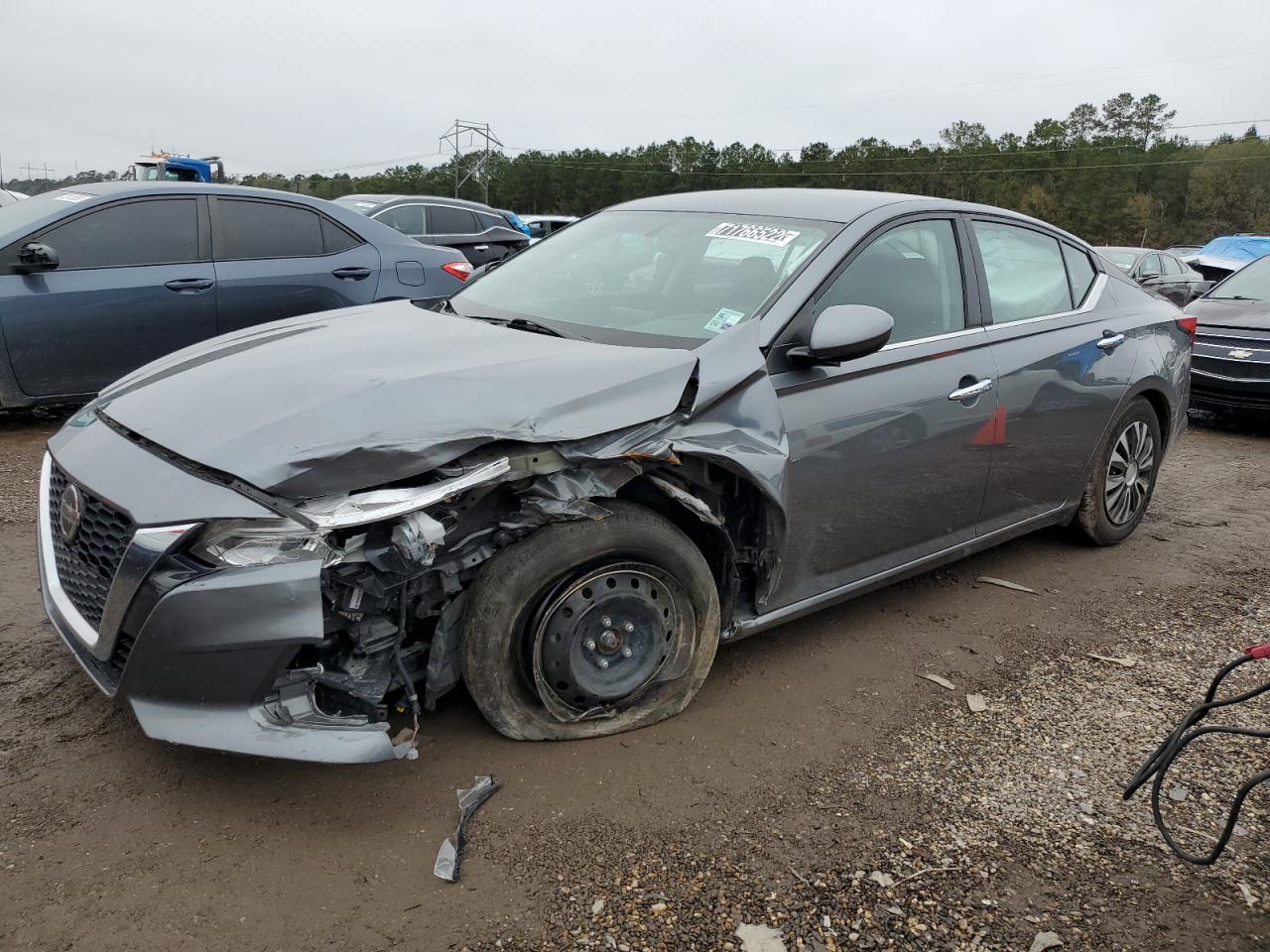Nissan Altima s (2020)
