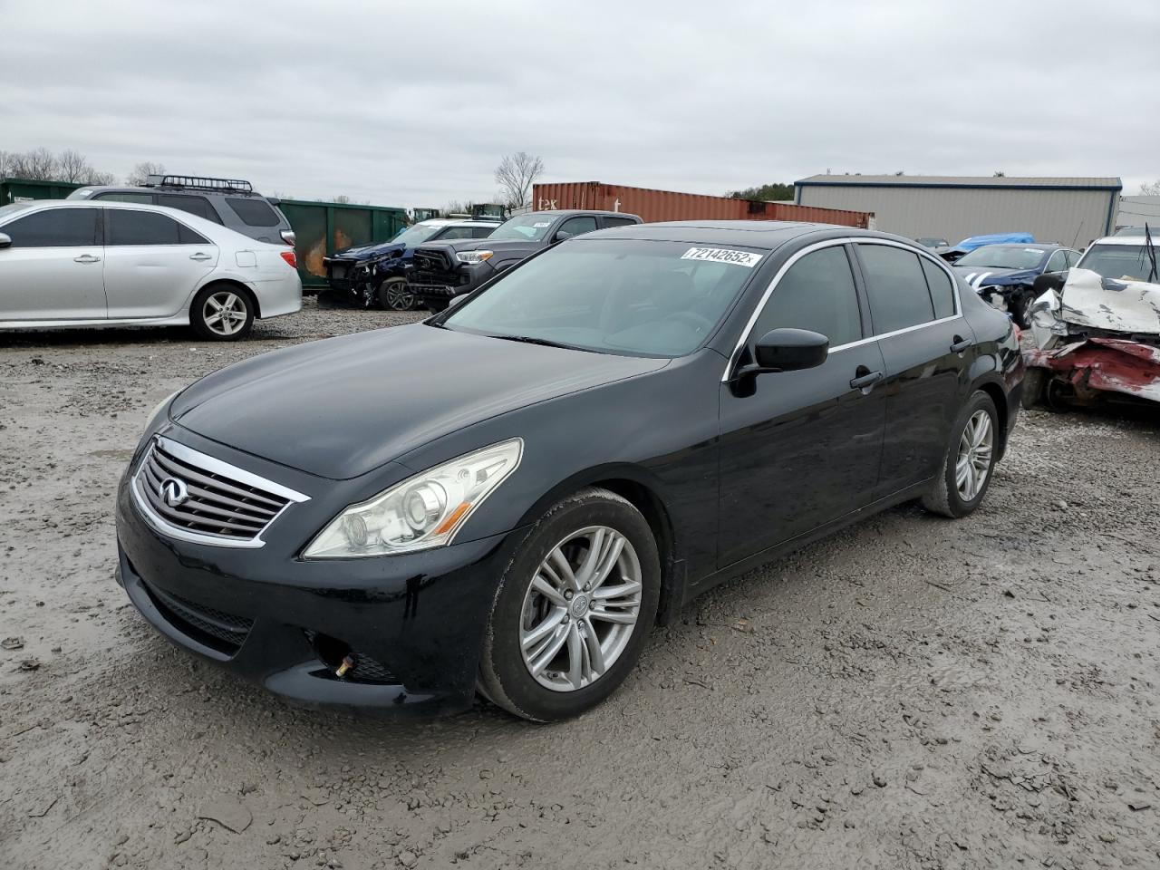 Infiniti G37 base (2011)