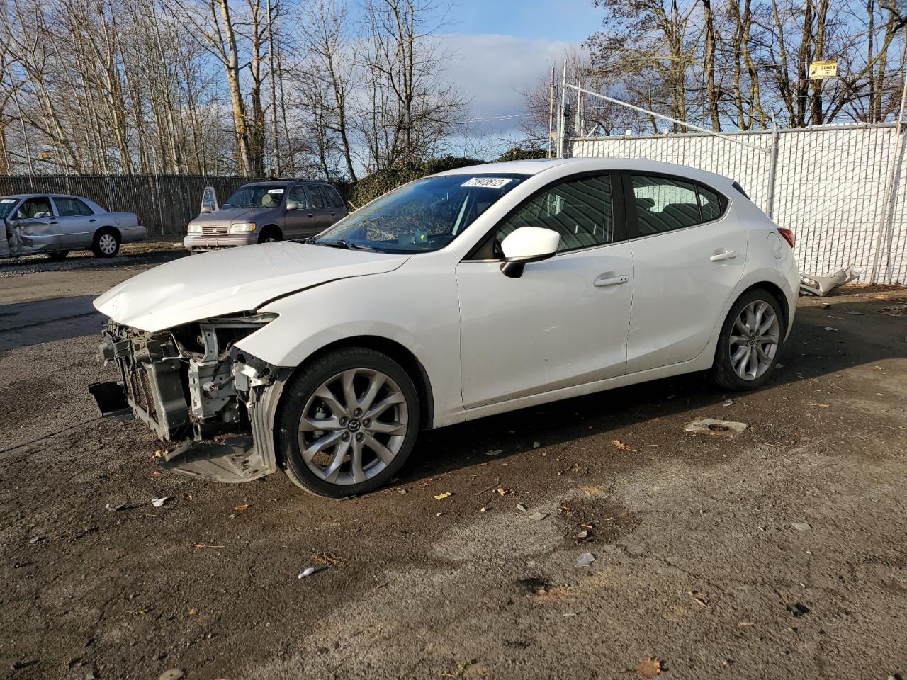 Mazda 3 grand to (2015)