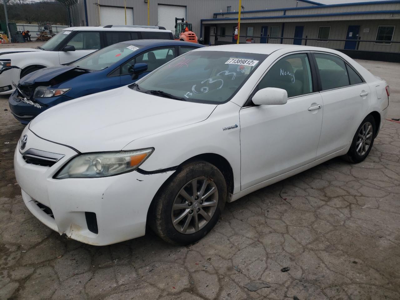 Toyota Camry hybr (2011)