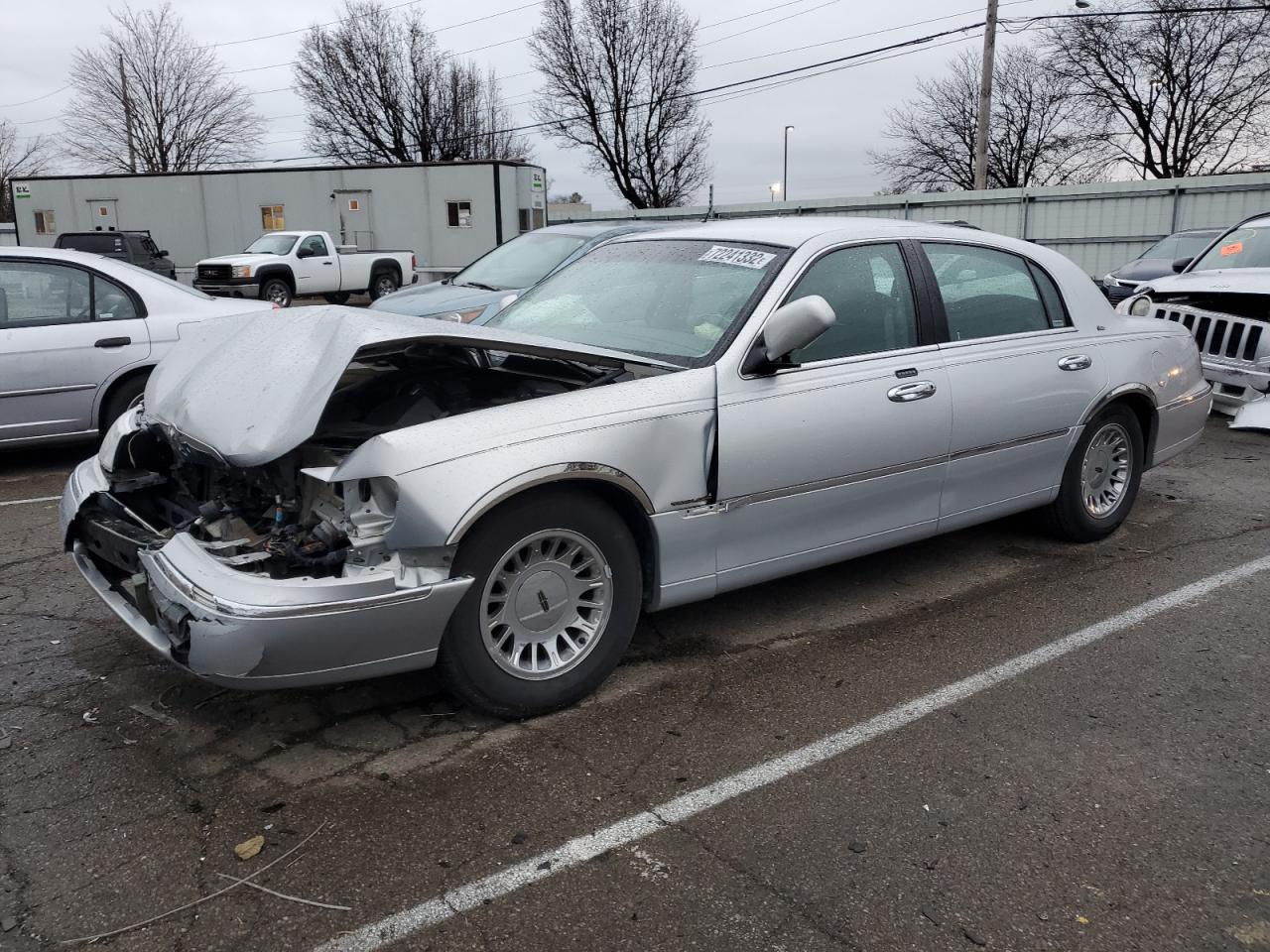 Lincoln Town car c (2000)