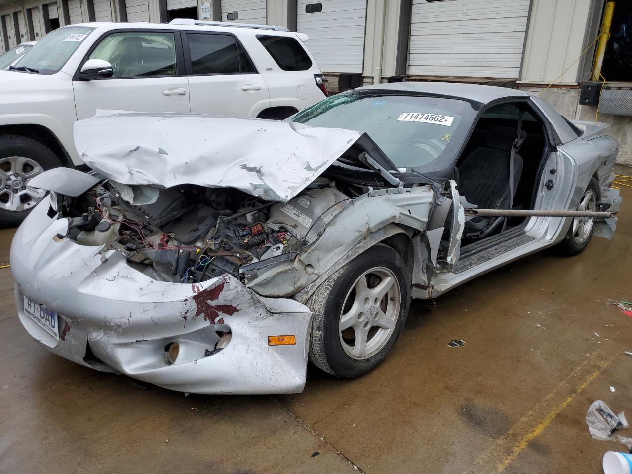 Pontiac Firebird (2000)