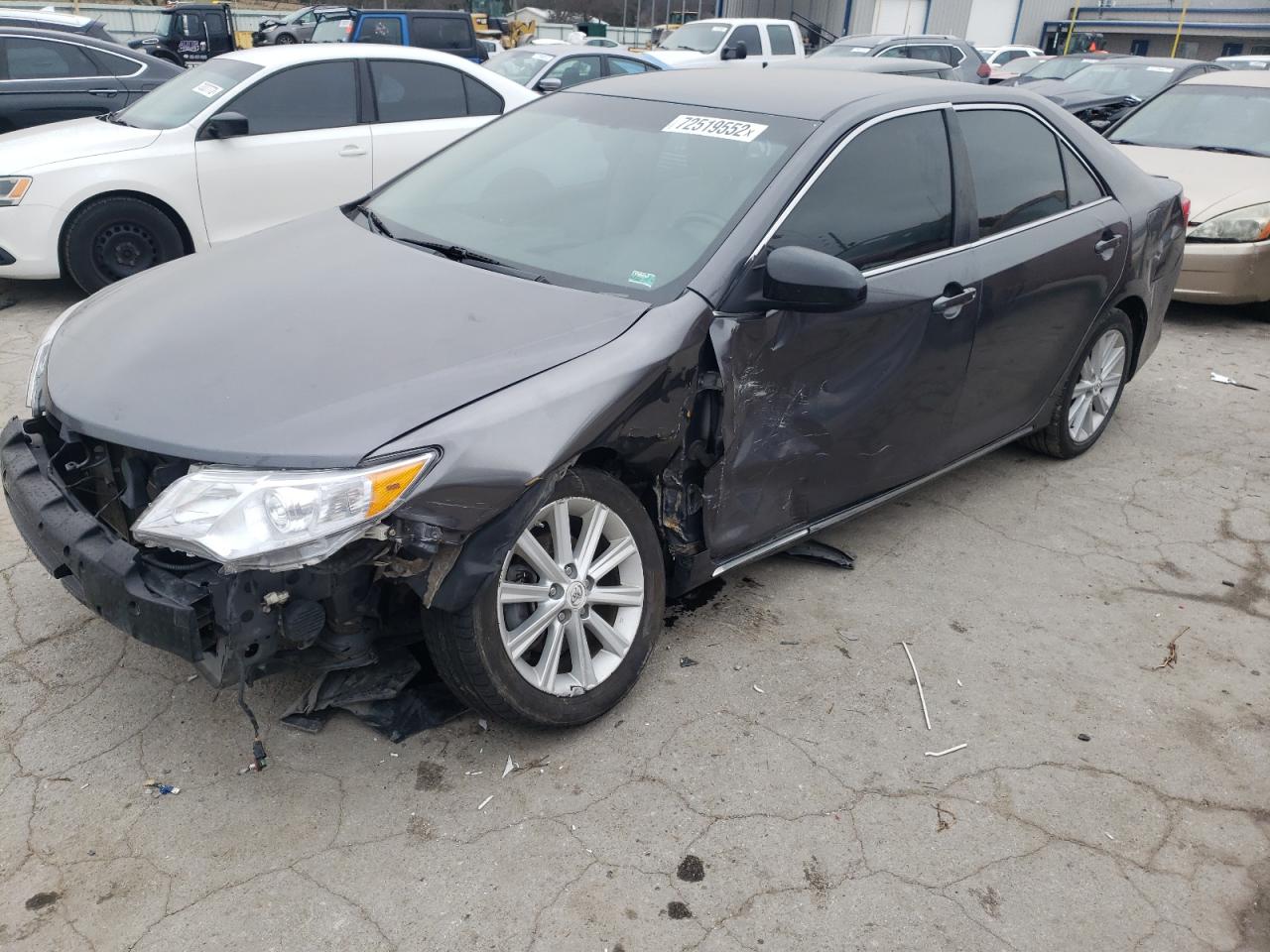 Toyota Camry hybr (2013)