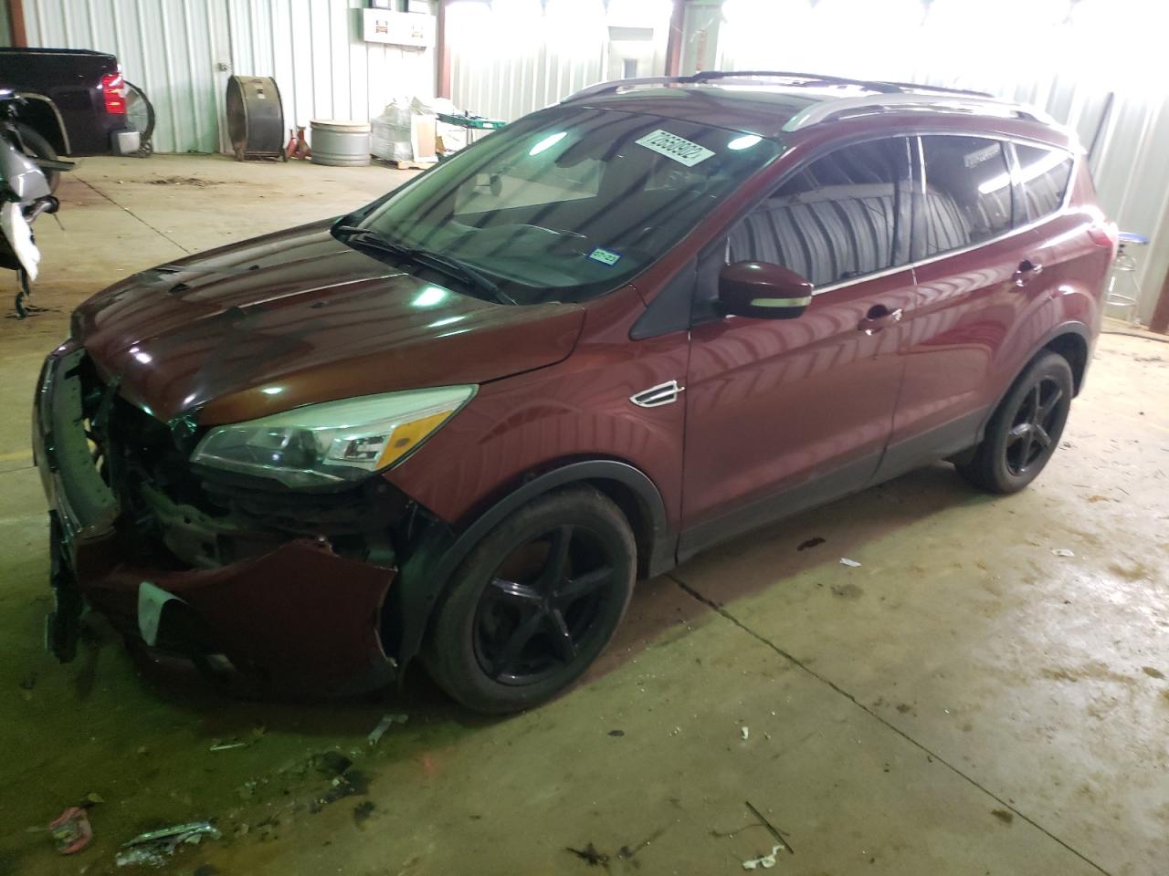 Ford Escape tit (2014)