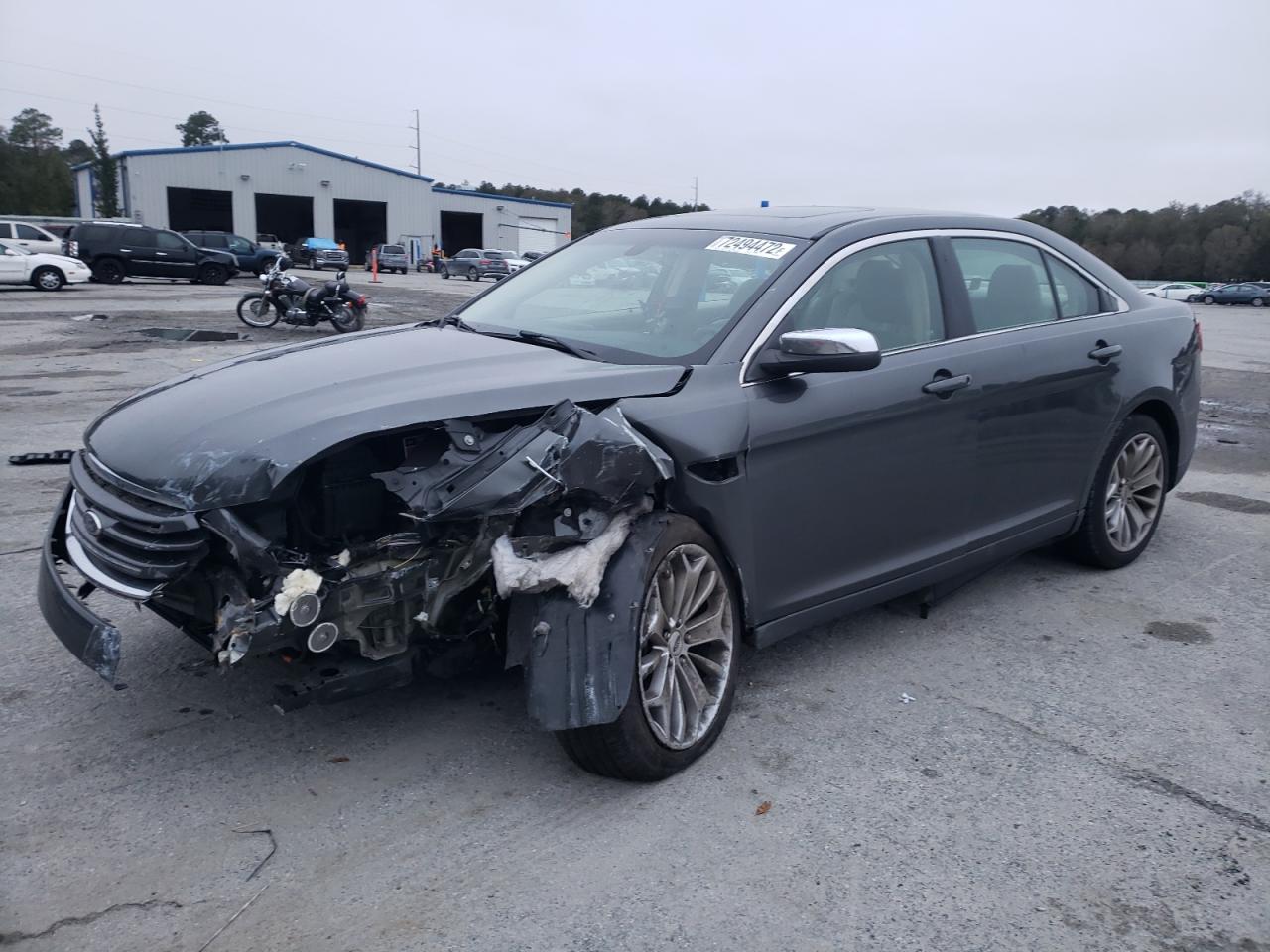 Ford Taurus lim (2016)