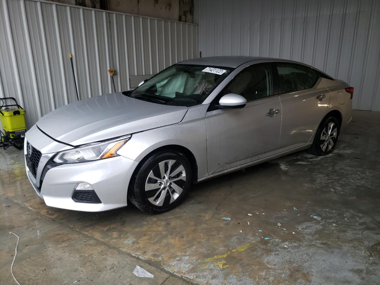 Nissan Altima s (2020)
