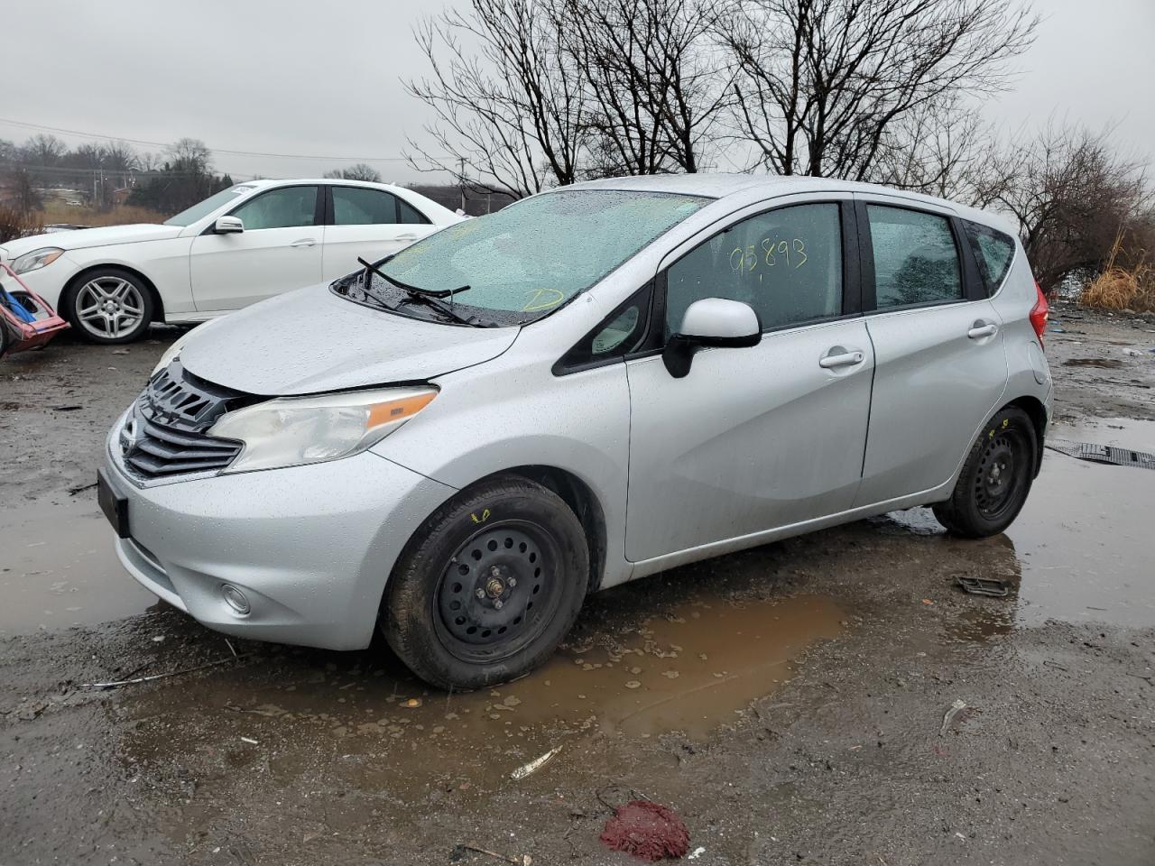 Nissan Versa note (2014)