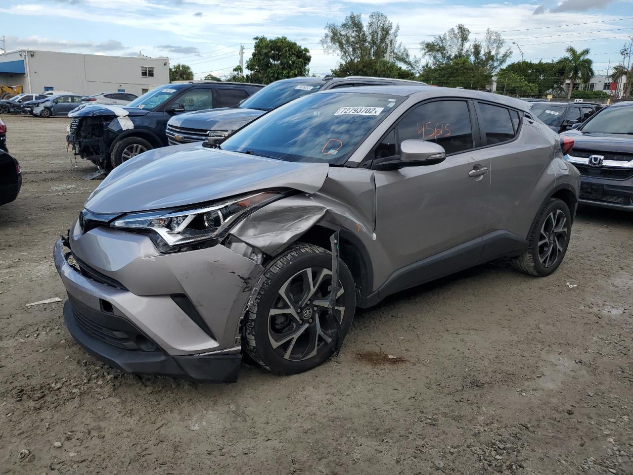 Toyota C-hr xle (2019)